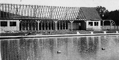 Schwimmbad 1942a
